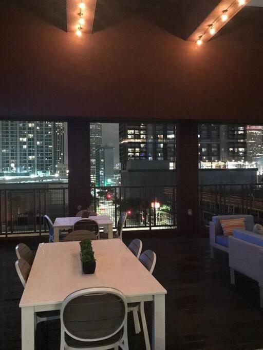 Luxury Apartment Close To Everything W Free Parking 5 Houston Exterior foto