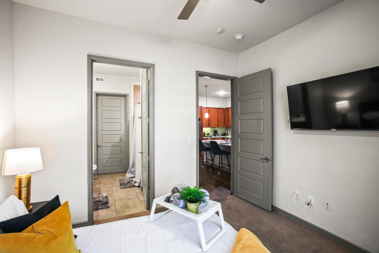 Luxury Apartment Close To Everything W Free Parking 5 Houston Exterior foto